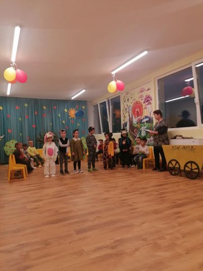 Есенно тържество - втора група - ДГ Българче - Антон
