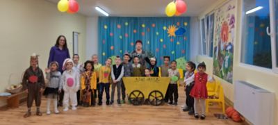 Есенно тържество - втора група - ДГ Българче - Антон