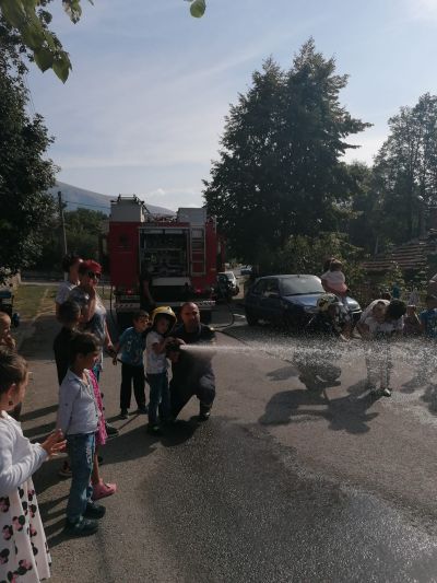 Ден на пожарната безопасност - ДГ Българче - Антон